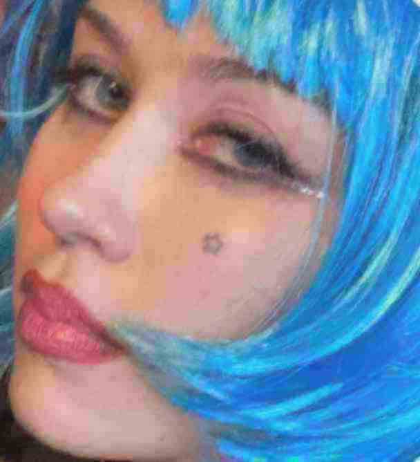 Madge close-up press photo